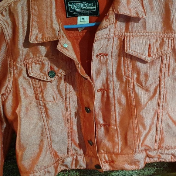 Beautiful jacket - Picture 3 of 3